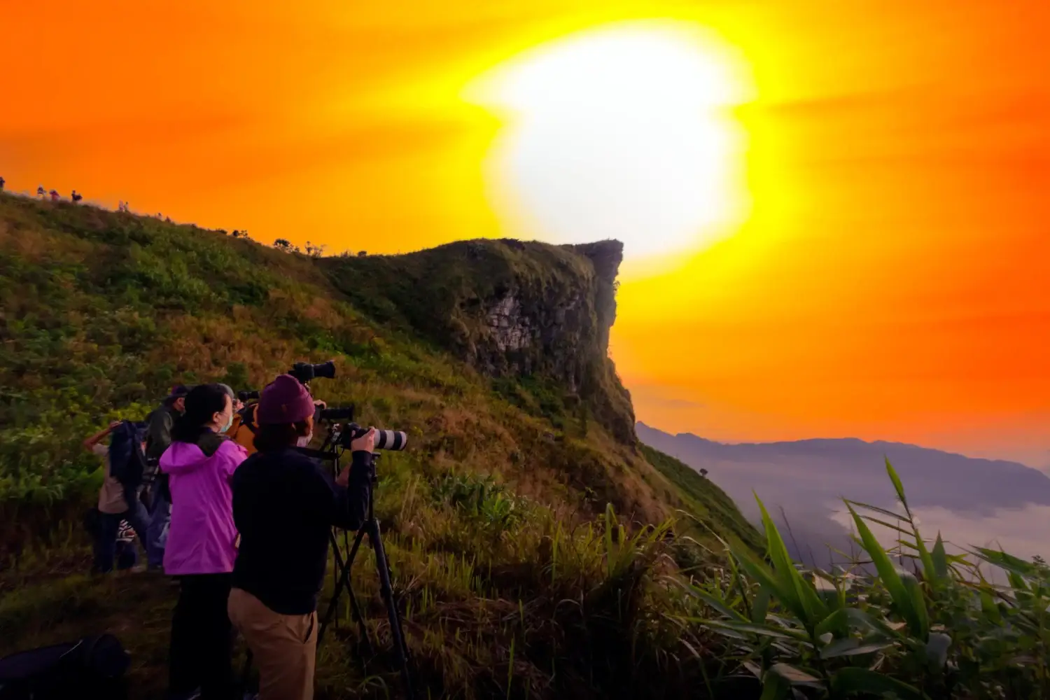 Kolukkumalai Sunrise Viewpoint A Photographer’s Paradise