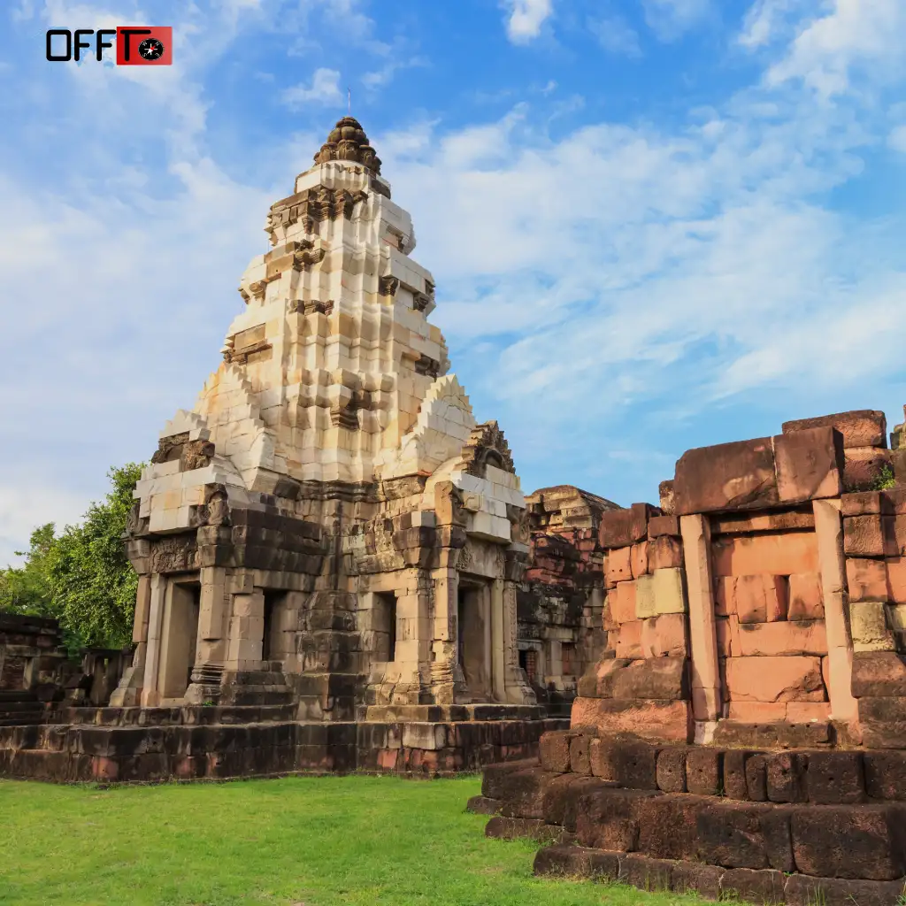 Best Time to Visit Hampi (With Real Travel Tradeoffs)