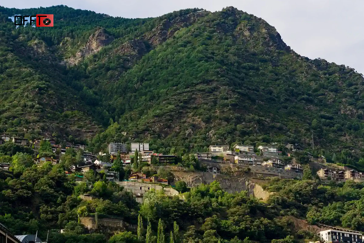 Dhanaulti vs Mussoorie vs Kanatal Which One Should You Choose