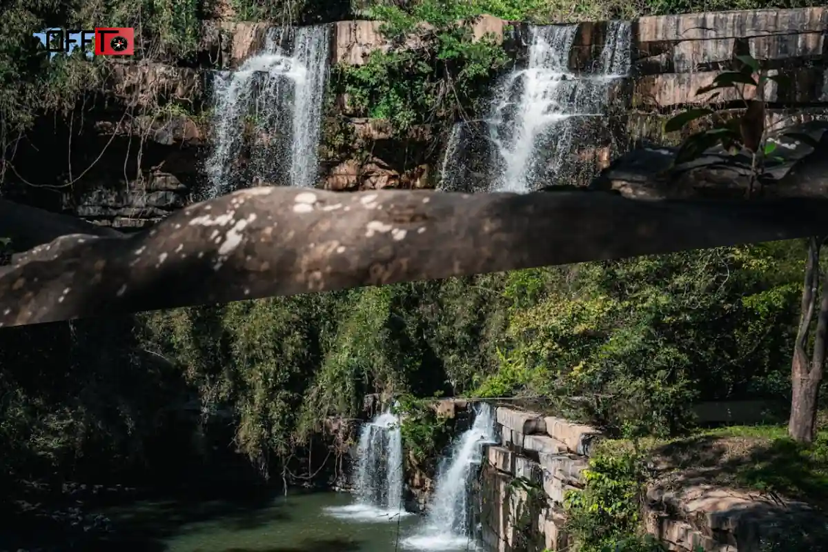 Thirparappu Falls Distance & How to Reach